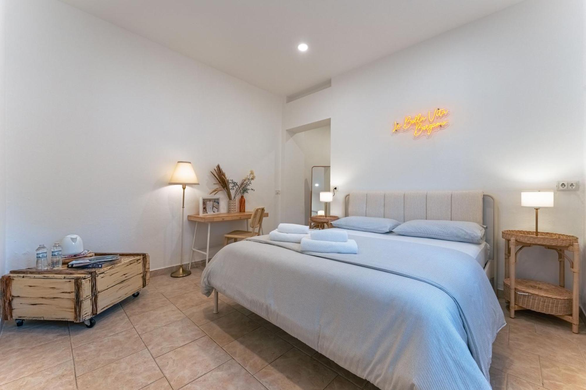 La Bella Vita Bergamo With Free Private Parking 외부 사진